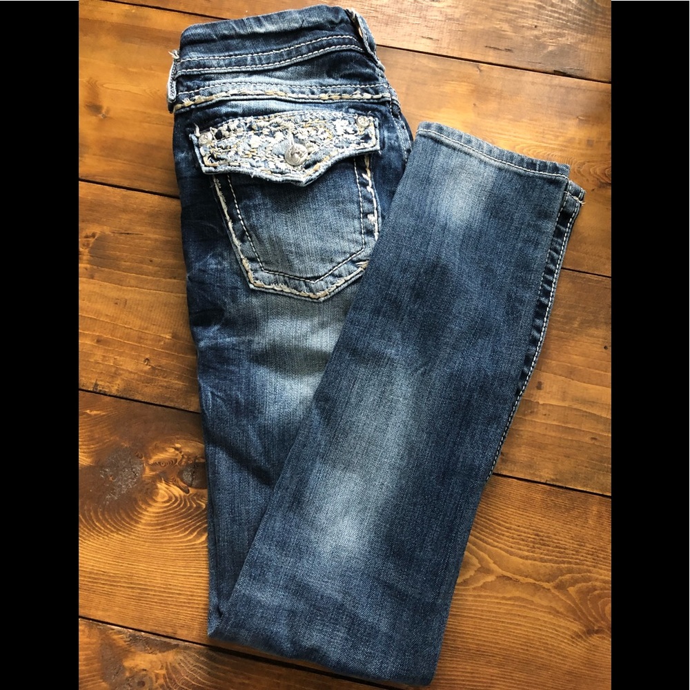 Miss Me Signature Distressed Skinny Jean